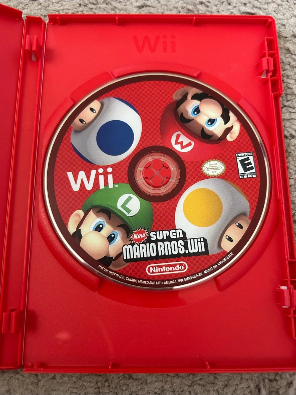 Nintendo New Super Mario Bros. Wii Red Case with Colorful Cover Art